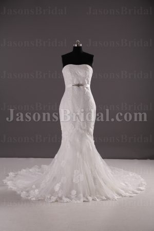 Fit-and-Flare Strapless Lace Wedding Dress Appliqued Tulle Embellished Belt with Court Train