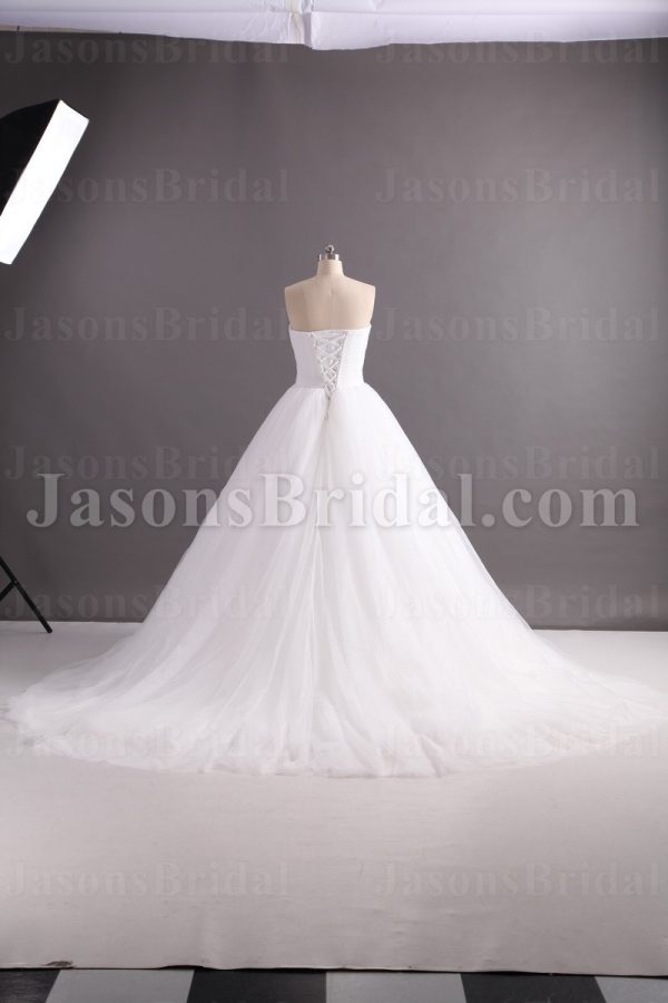 Ballgown Tulle Wedding Dress Feathers Embellished Sweetheart Ruched Bodice with Chapel Train