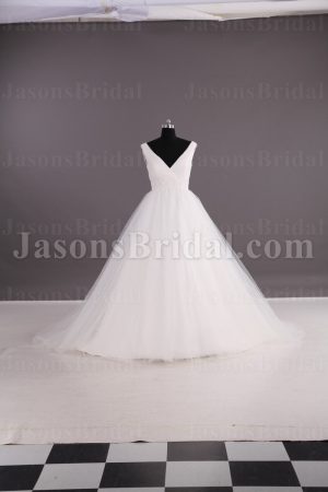 Ballgown Tulle Wedding Dress Sleeveless V-neck Beaded Embellished with Chapel Train