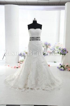 Fit-and-Flare Scalloped Sweetheart Allover Appiques Jeweled Belt Chapel Train Lace over Satin Wedding Dresses