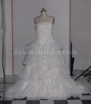 Glamorous Ball Gown Strapless Beaded Appliques Ruched Chapel Train Bustled Organza Wedding Dresses