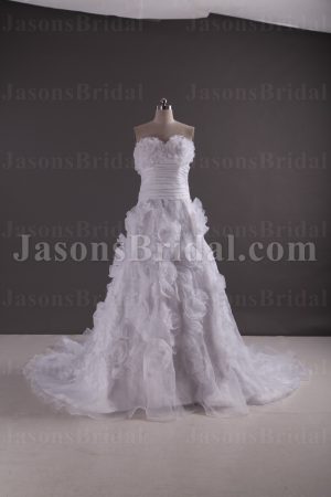 Stunning A-line Sweetheart Flowers Embellished Ruched Lace Appliques Low Back Chapel Train Organza Wedding Dresses