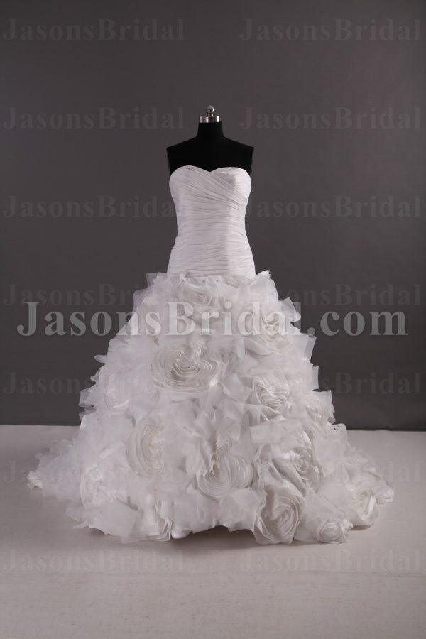 Stunning Ball Gown Sweetheart Ruched Bodice Pleated Adorned Organza Rosettes Ruffled Sweep Train Taffeta Wedding Dresses